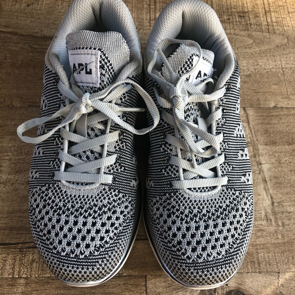 APL Sneakers Size 6